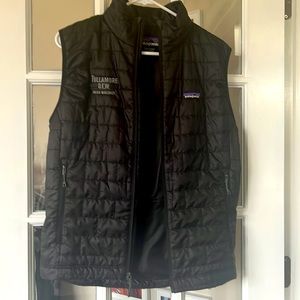 Men’s Patagonia puff vest. Tullamore D.E.W branded. NWOT